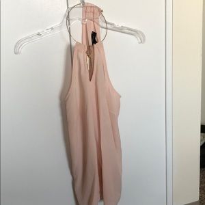 Gold ring collared tank